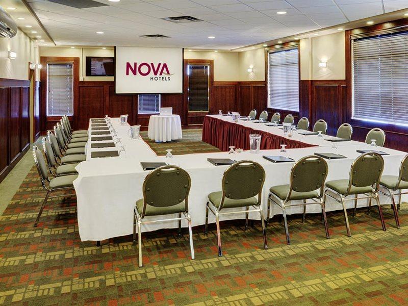 Chateau Nova Kingsway Edmonton Exterior foto
