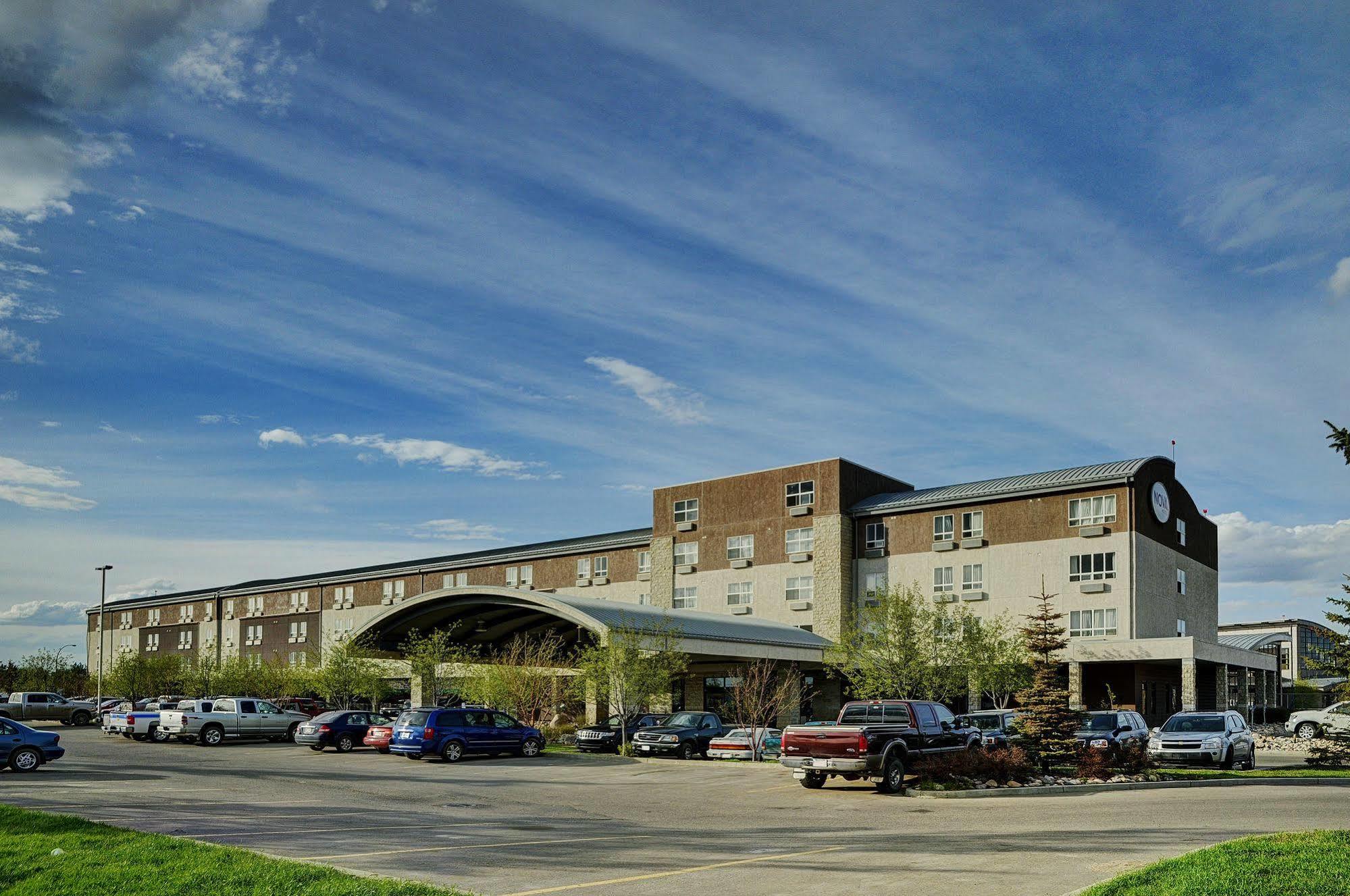 Chateau Nova Kingsway Edmonton Exterior foto